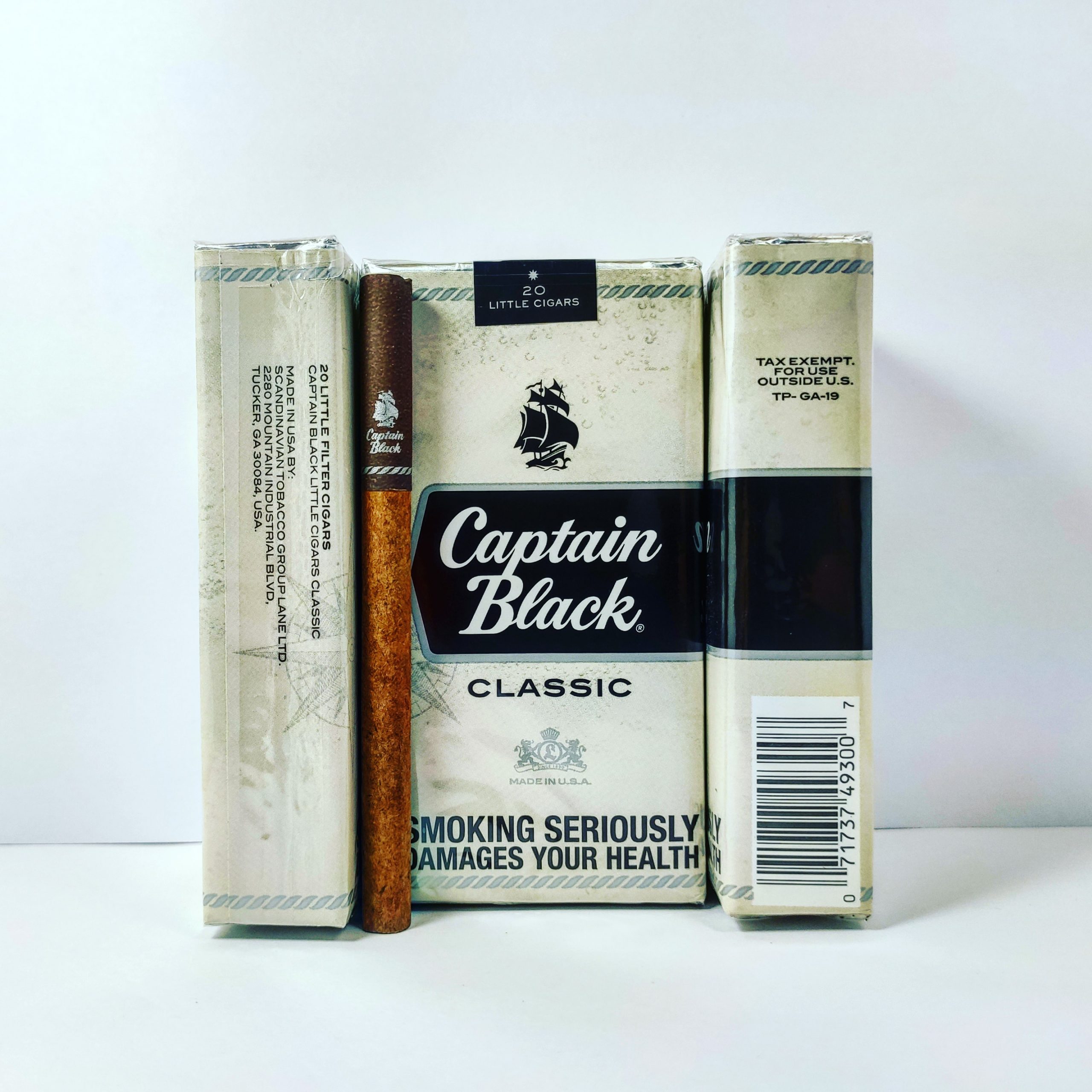 کاپیتان بلک سفید کلاسیک