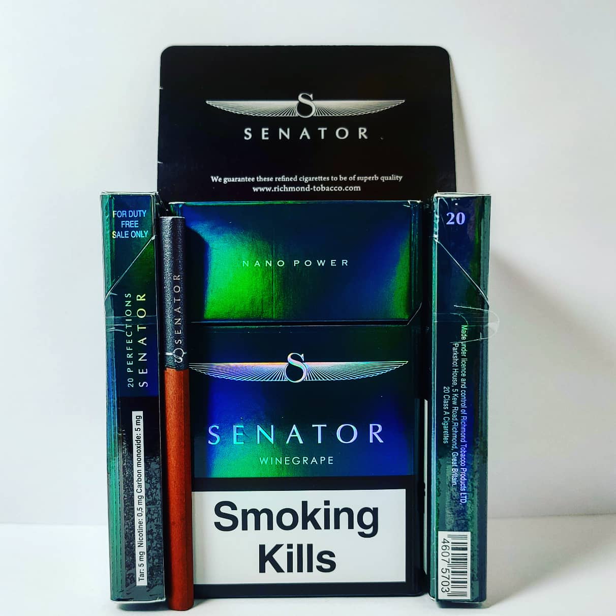 سناتور شرابی بال بلند کارت دار