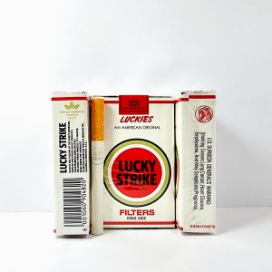 لاکی قرمز کاغذی