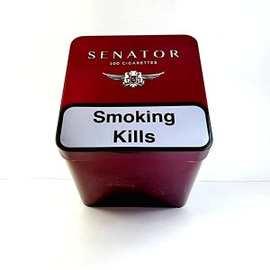 قوطی خالی سناتور فلزی قرمز